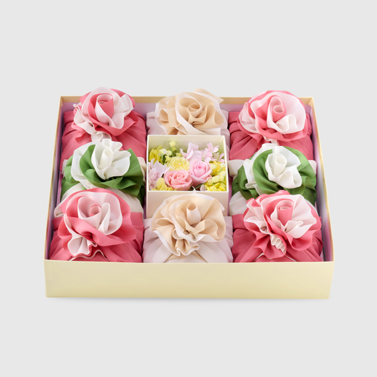 日比谷花壇BOXアレンジ　花箱「トパーズ」(お米2合×8個・フラワーボックス)